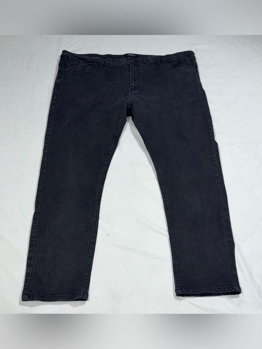Kenneth Cole Men’s 44x30 Black Straight Fit Stretch Jeans Charcoal Denim Y13